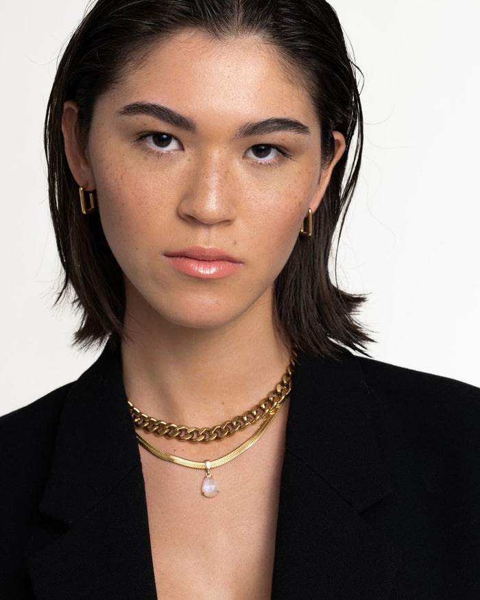 Alize Necklace