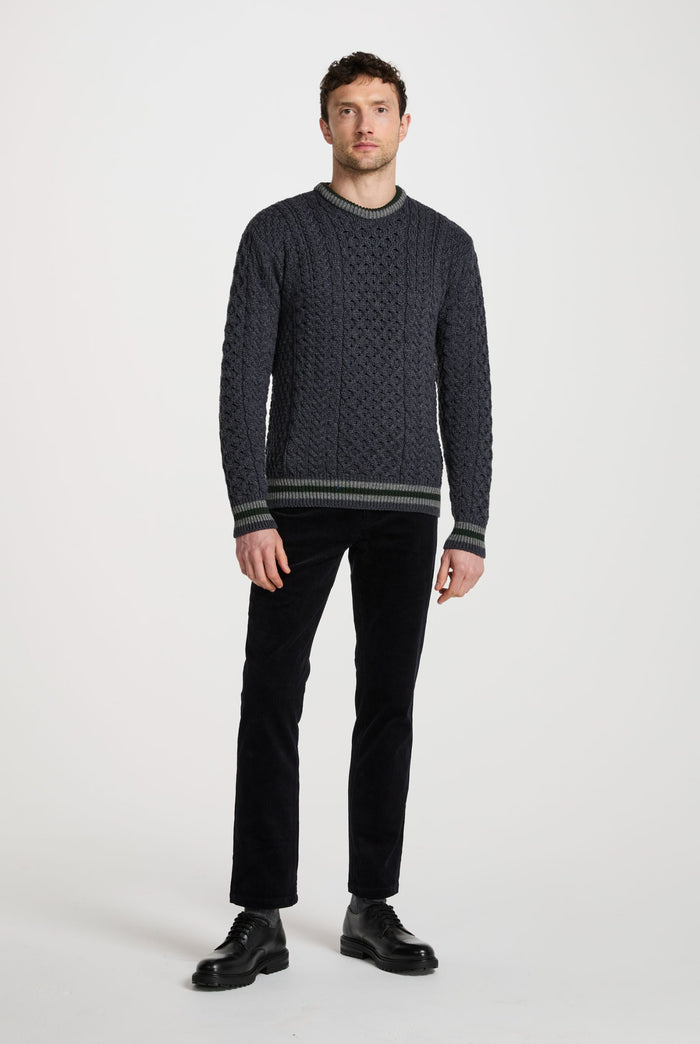 Men's sweater,  Aran, merino wool, made in Ireland, Irish sweater, Boyfriend, cable knit, crew neck， Pullover,grey
