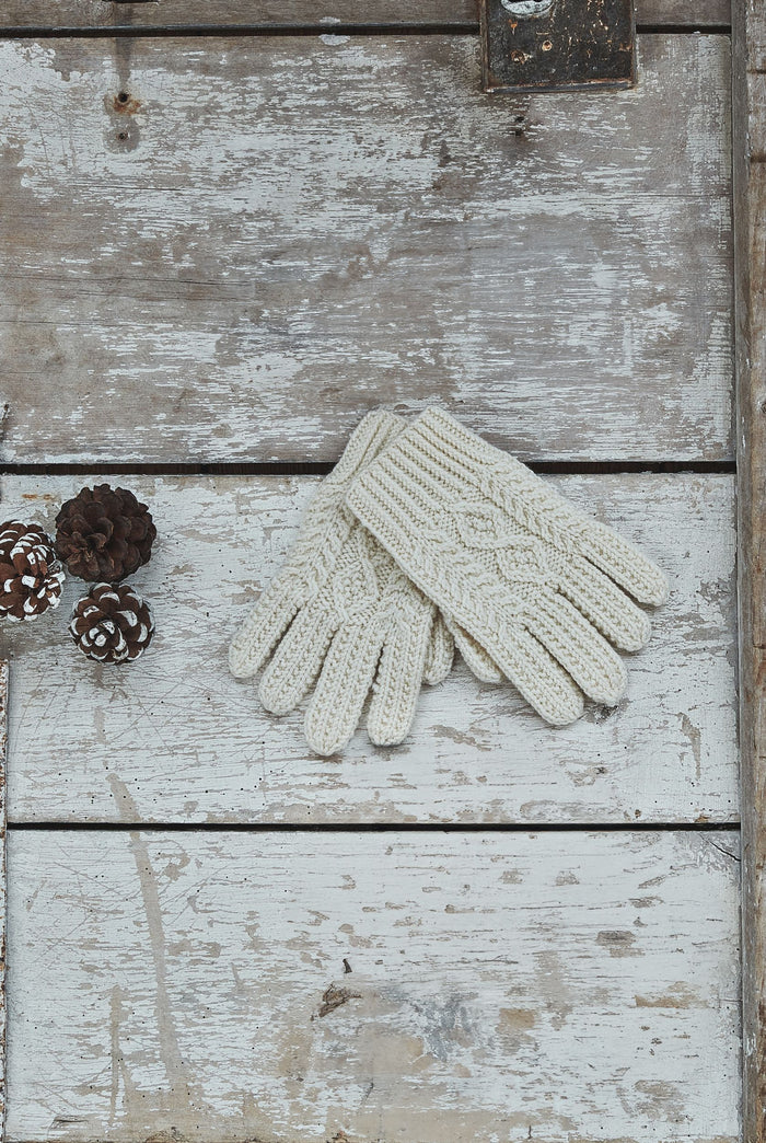 wool gloves, aran wool, knitwear, gift, Ireland, gloves,merino wool gloves
