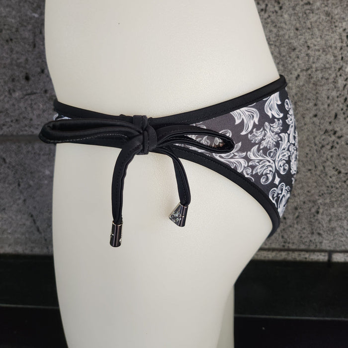 Loco Boutique Damask Removable Bows