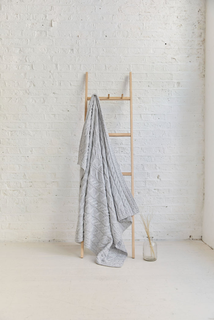 Merino wool, blankets, wool blanket, 100% wool blanket, wool blankets for sale, woollen blankets, knitwear, made in Ireland, Irish wool blankets, aran, grey