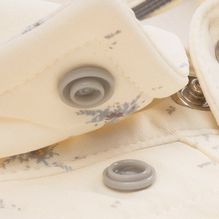 closeup of collar snaps on shirt