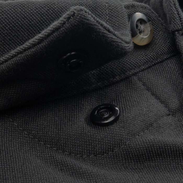 closeup of collar snaps on shirt