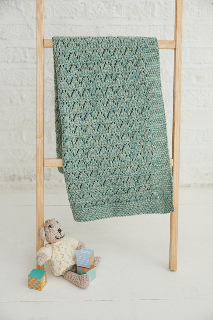 The Owey Moss Stitch Lace Baby Blanket - Green