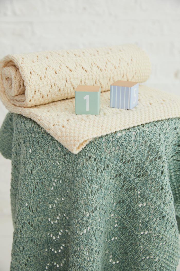 The Owey Moss Stitch Lace Baby Blanket - Green